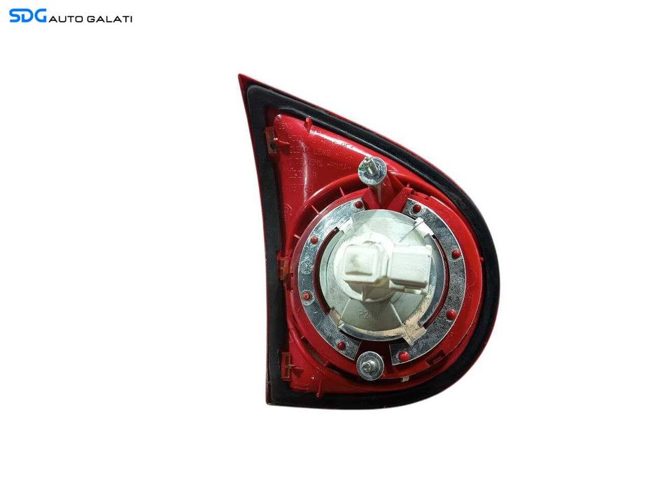 Stop Lampa Tripla Dreapta Haion Capota Portbagaj Volkswagen Golf 5 Hatchback 2004 - 2008 Cod 1K6945094G 89032905 [LR2249]