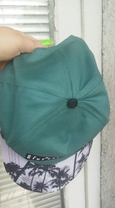 Мъжка шапка зелена