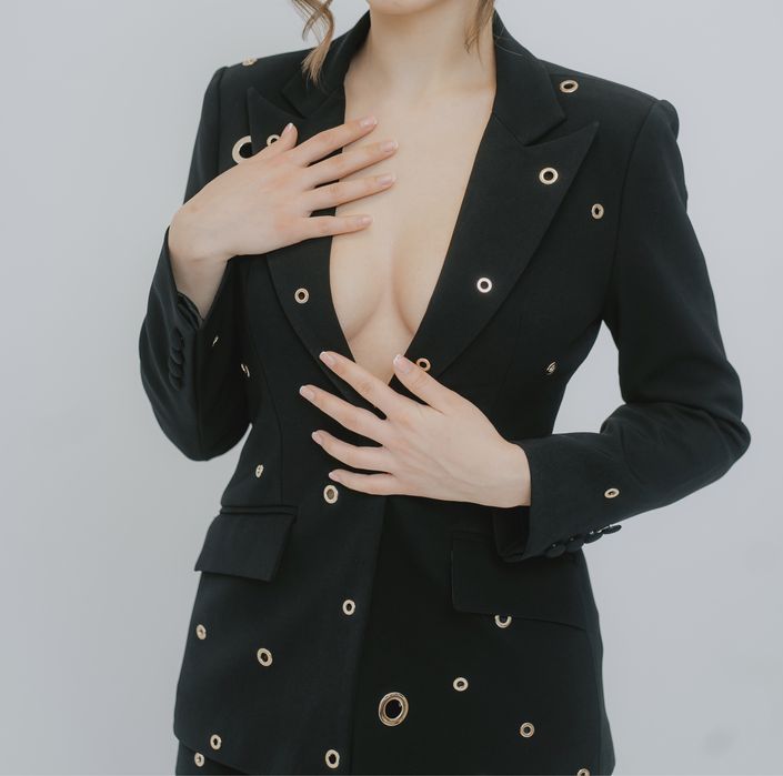 Costum elegant alb/negru