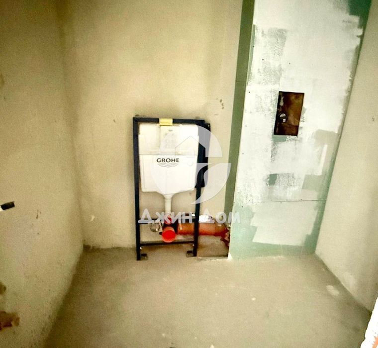 Продава се Тристаен апартамент в Бургас, Сарафово - 140 кв.м за 1439 €/кв.м - Снимка #4