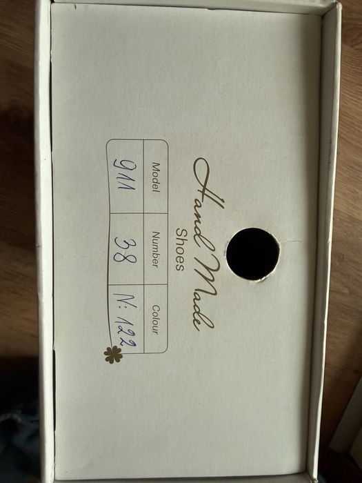 Дамски обувки на ток