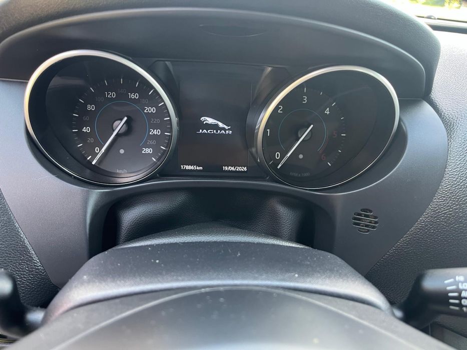Suv Jaguar F Pace