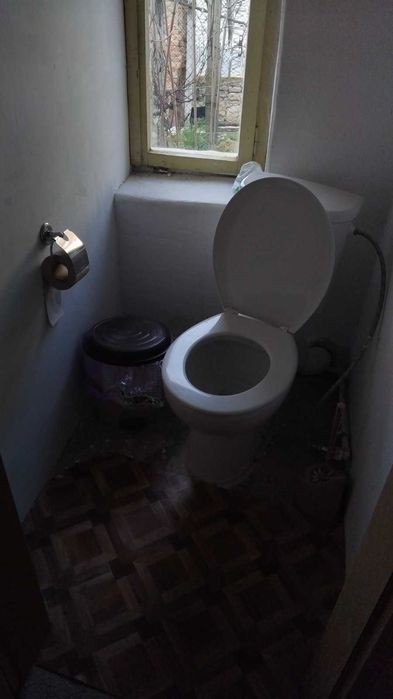 Продавам къща в град Стрелча