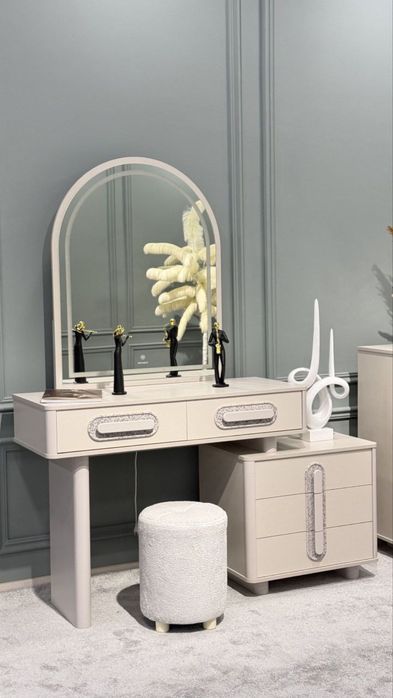 Hi Tech гарнитур Мега Акция