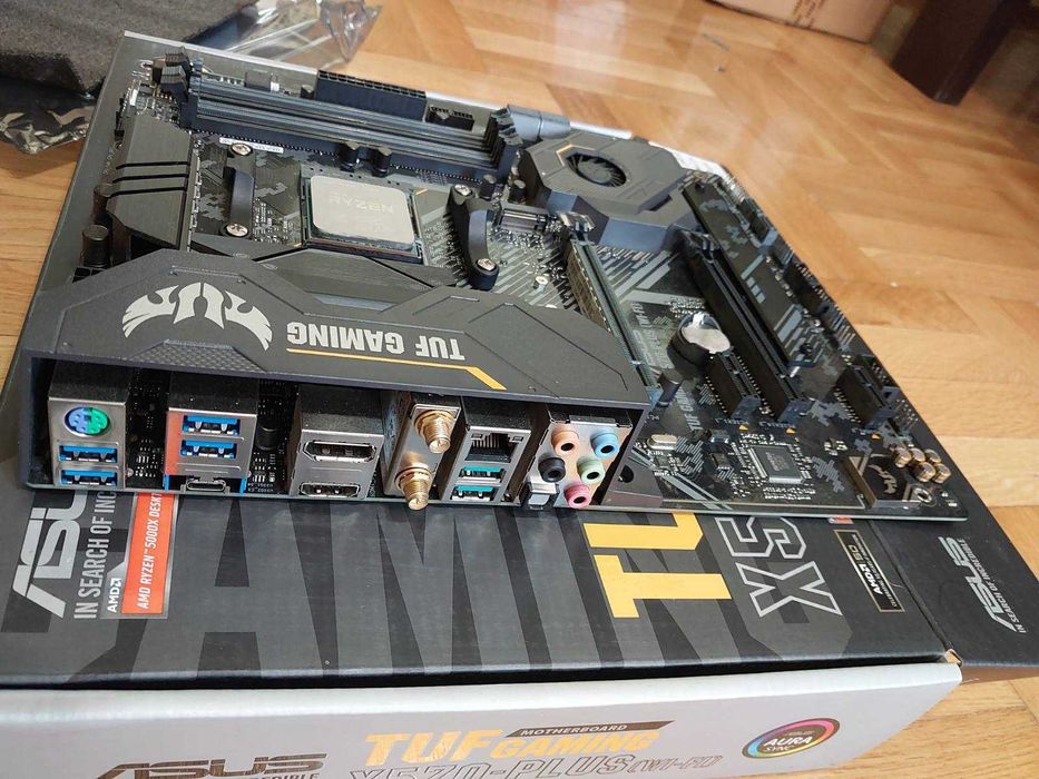 AMD Ryzen 7 5800X + Asus TUF X570 Plus Wi-Fi