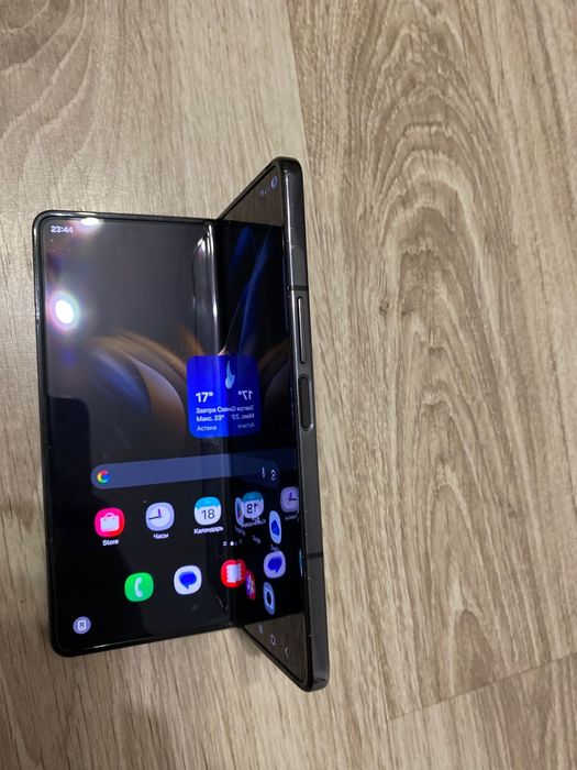 Samsung Z FOLD 4 обмен на Apple