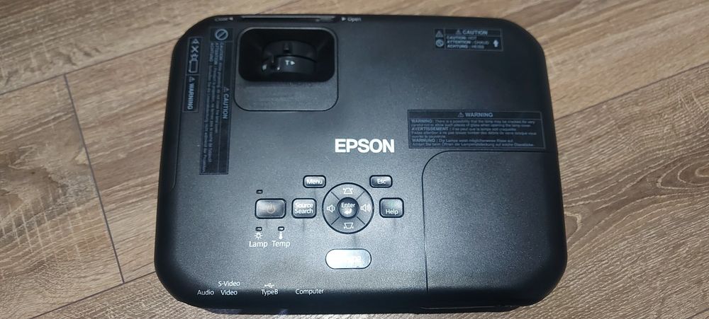 Videoproiector Epson EB-X02