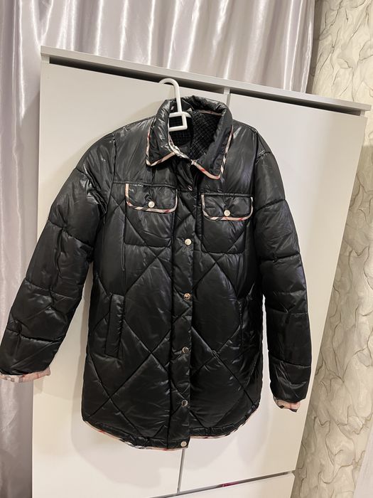 Продам куртку в идеале