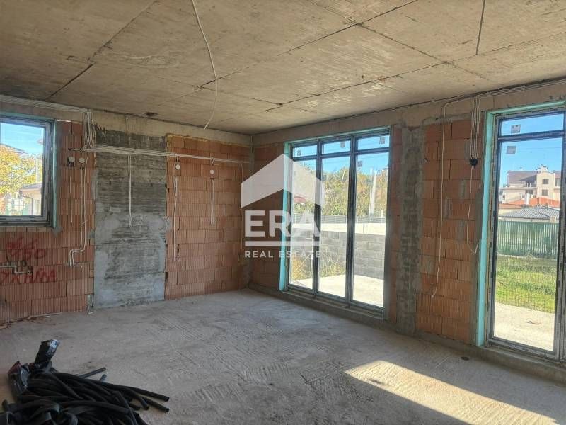 Продава се  в Варна, м-т Траката -  кв.м за 0 €/ - Снимка #4