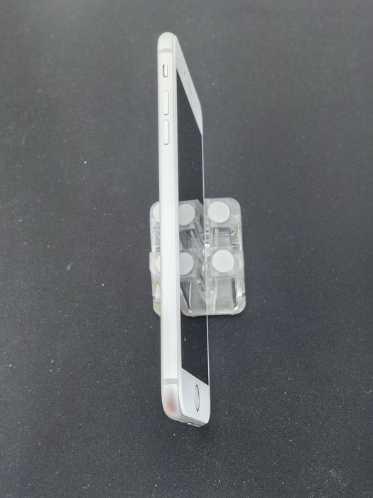 Apple iPhone 8 Plus 64 GB-vjf319