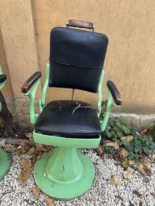 Бръснарски столове 2 броя