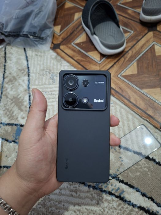 Продам Redmi note 13 Pro 8/256gb