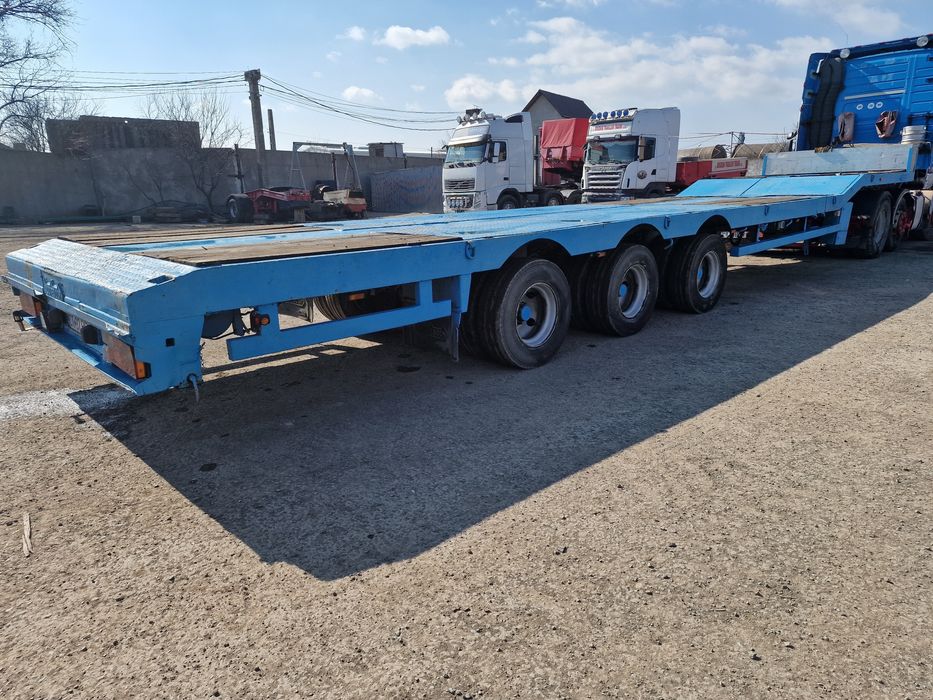 Trailer 3 axe viratoare