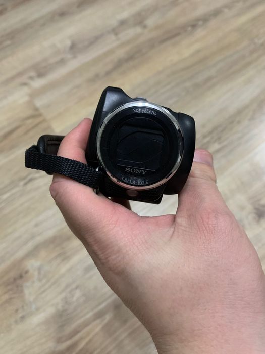 Камера Sony DCR-SR21