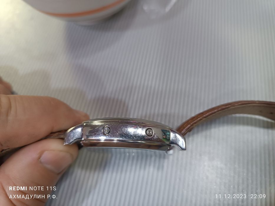 Наручные мужские часы