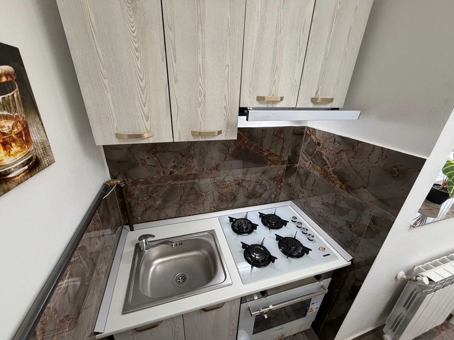 Casa de vanzare la pret de apartament