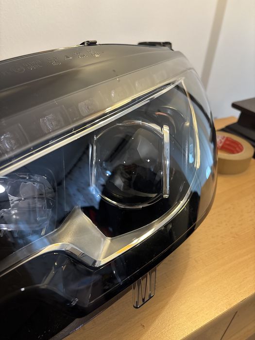 Фар за Peugeot 308