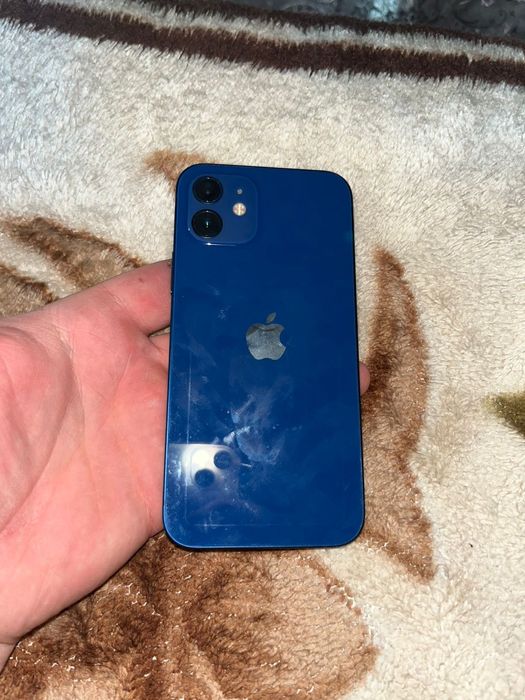 Продам iphone 12