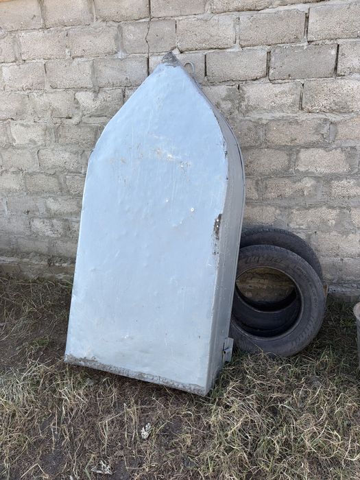 Продам лодку алюминия