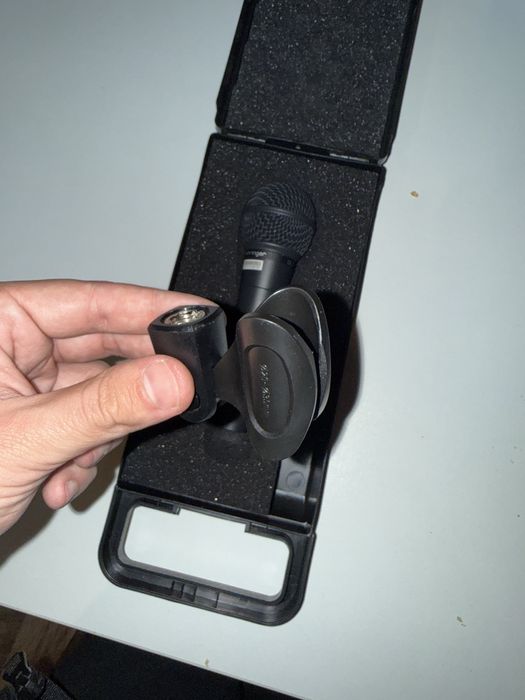 Microfon BEHRINGER Ultravoice XM8500