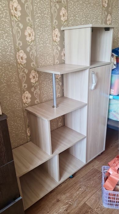 Продается шкафчик унивесальный