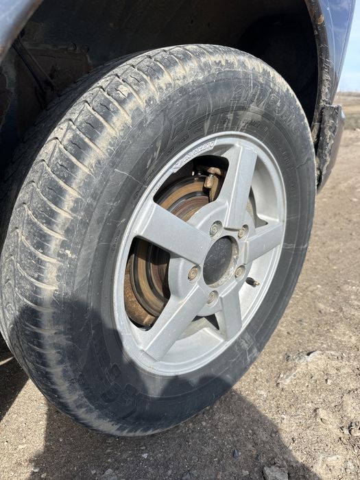 Нива шины с диски