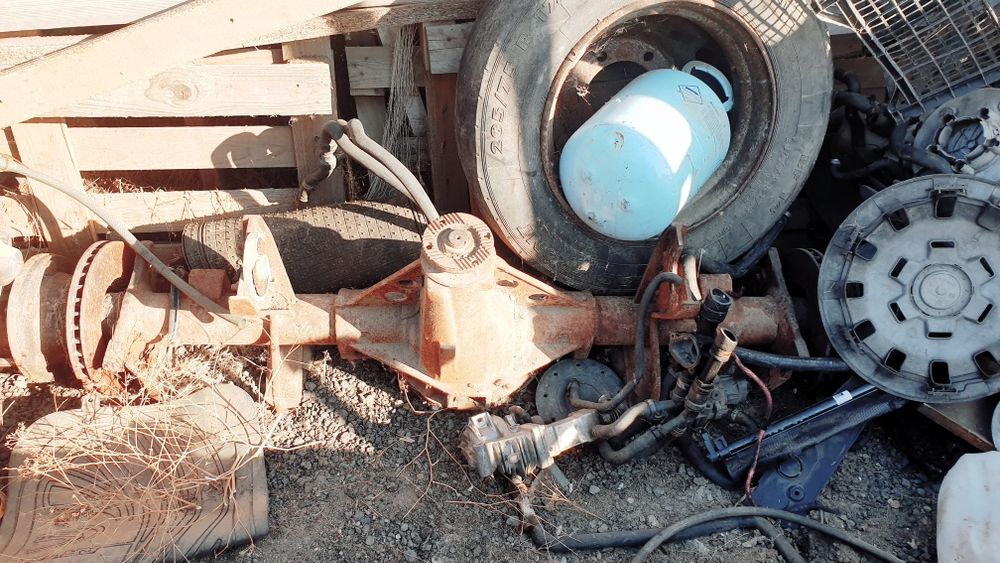 Punte spate cu grup pinion butuci disc rulmenți Iveco Eurocargo 7.5 t, 12x43