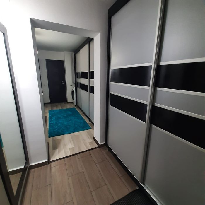 Ofer spre inchiriere apartament 3 camere!