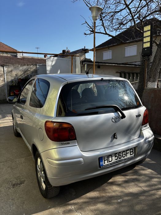 Toyota Yaris 2004