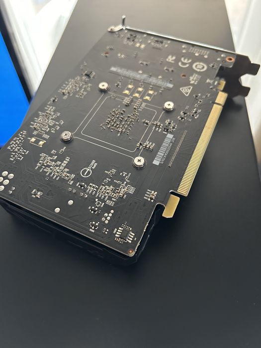 Schimb/vand 1050ti,procesor i3 6100 si gtx 950