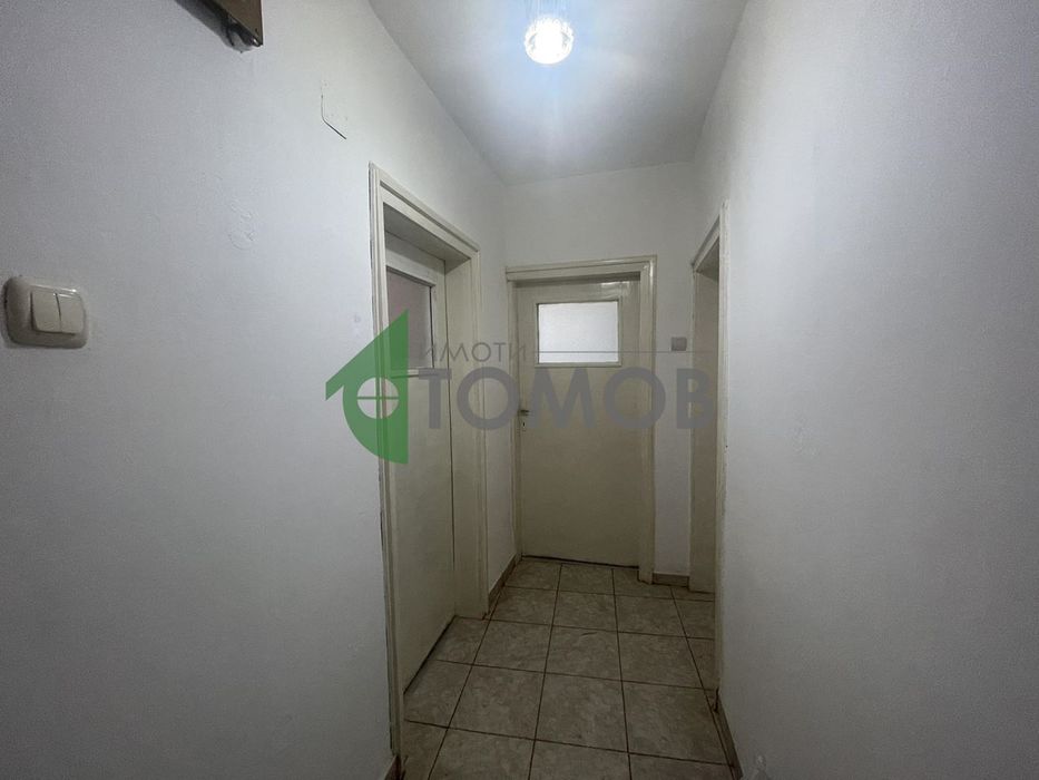 Продава се Двустаен апартамент в Шумен, Добруджански - 70 кв.м за 1239 €/кв.м - Снимка #7