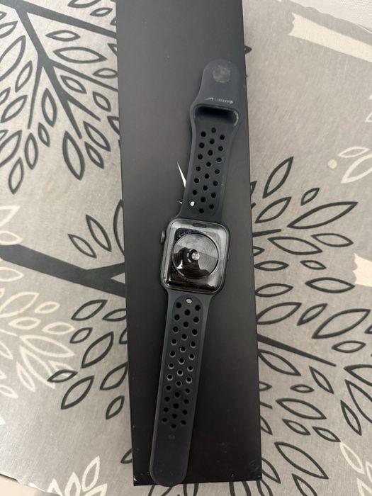 Apple watch 5 se Nike