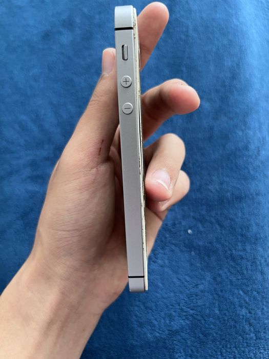 Продам iPhone 5s/ СРОЧНООООО