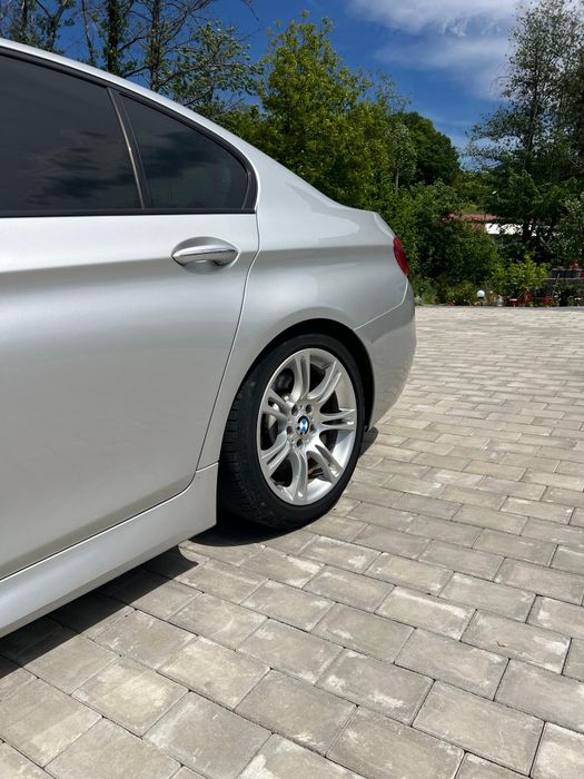 BMW 5 Series 2011 — imagine 2
