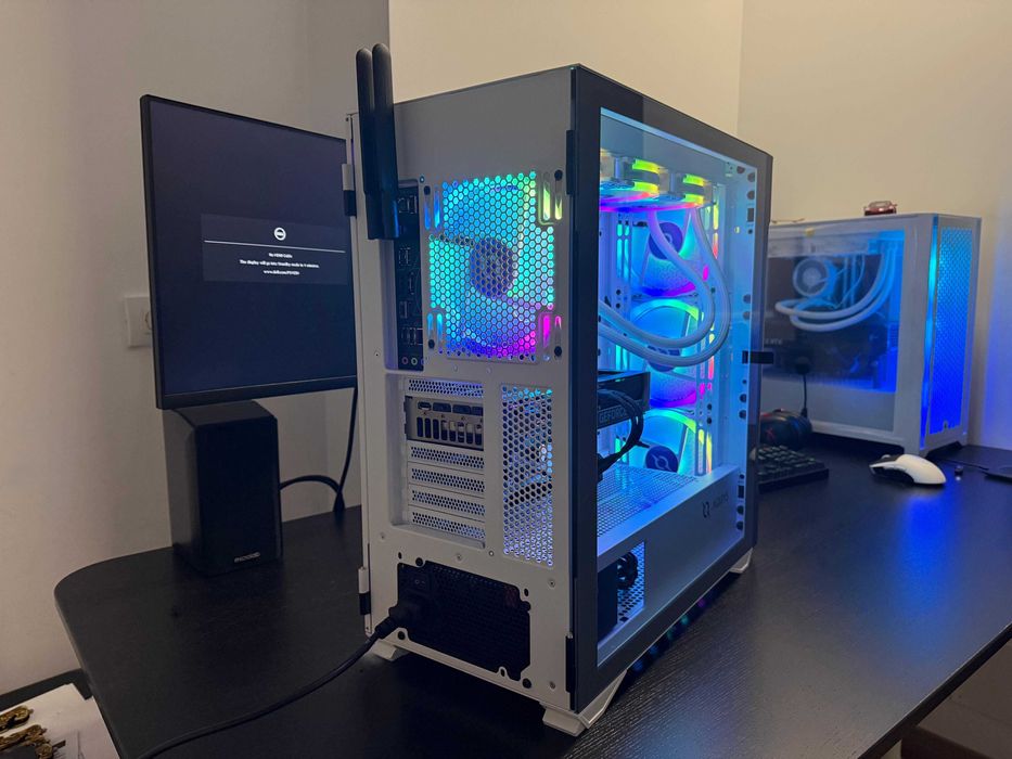 PC Gaming Intel i7-14700KF 32GB DDR5 Nvidia RTX 5070 12G GDDR7 SSD 2TB