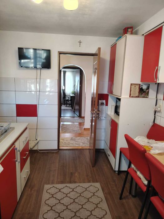 - Ideal pentru familie – Apartament 4 camere,spațios, complet echipat