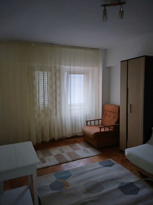 inchiriez garsoniera alba iulia