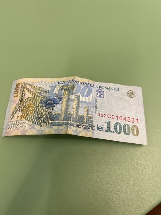 Vand bagnotă de 1000 lei