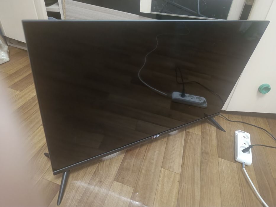 Продам телевизор срочно