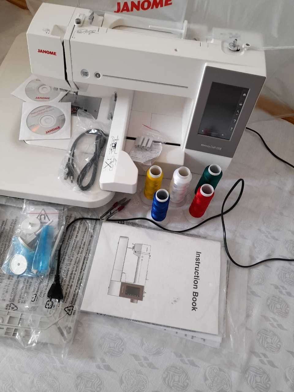 Janome Memory Craft 550E вышивальная машина: 775 000 тг. - Швейные машины и  оверлоки Туркестан на Olx