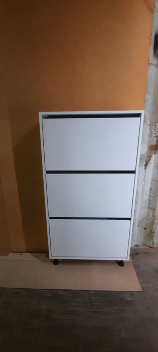 Продам полку для обуви