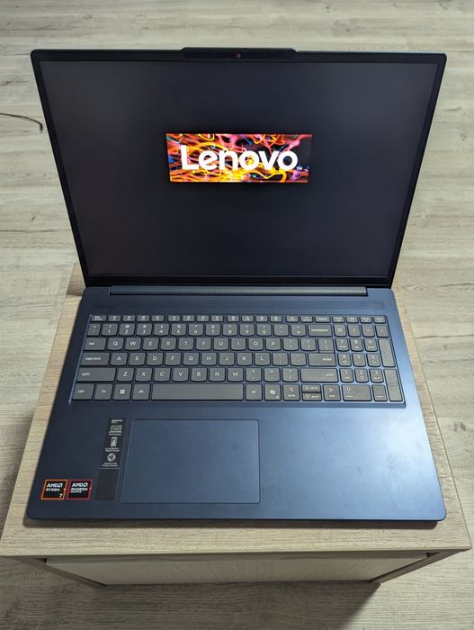 URGENT!!! Lenovo IdeaPad Slim 3 16AHP10, Ryzen 7 8840HS, 16GB, SSD 512GB, Win11 Pro
