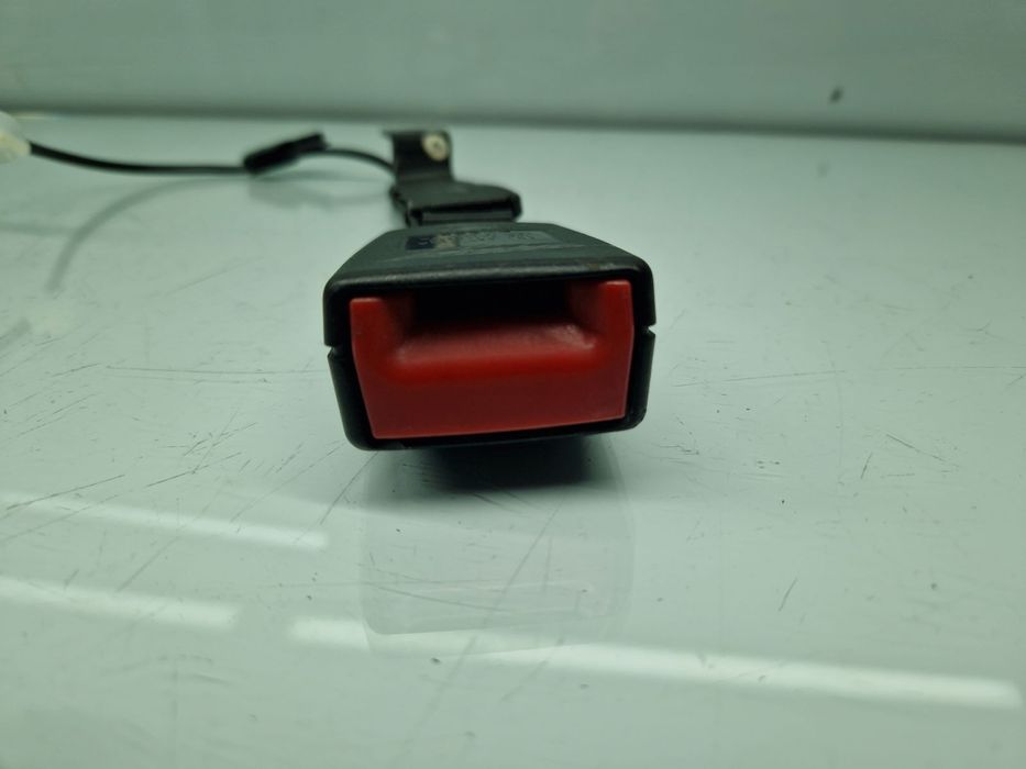 Capsa centura dreapta fata Volkswagen Polo (6R) [Fabr 2009-2016] 6R48