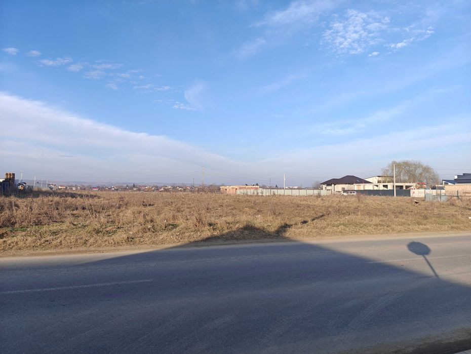 TEREN DE VANZARE 7478 M2 ,intravilan in Bucov Prahova .