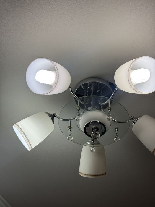 Люстры б/у разные цены