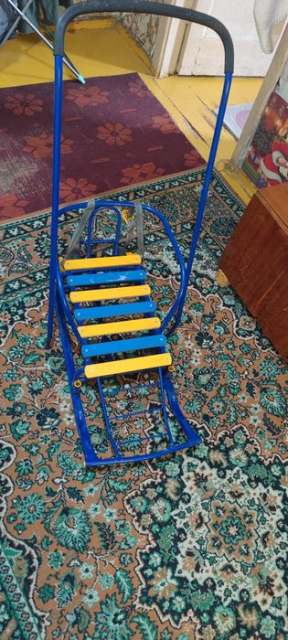 Продам детские сани