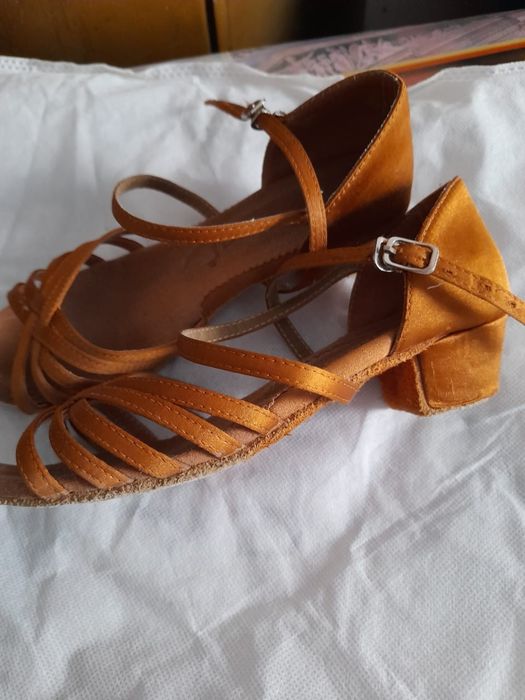 Обувь для танцев