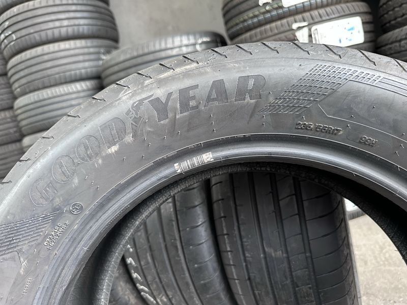 235/55/17 GOODYEAR 4бр