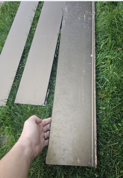 Vand 4 pervaze de aluminiu pe maro