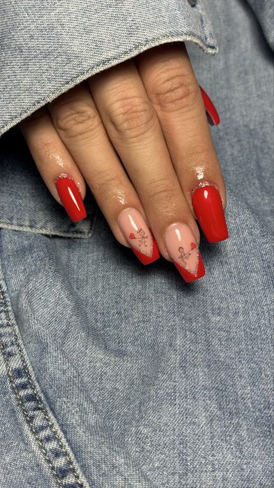 Unghii cu gel/semi cu apex/pedichiura estetica, zona Grand Arena